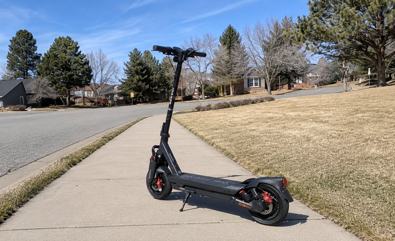 Segway Max G3 Review: Commuter Comfort King, But Heavy and Pricey
